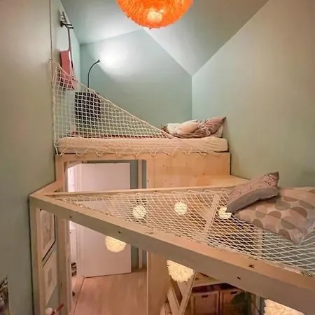 Hébergement de vacances Modern 4 Bedroom Townhouse With Patio And Garden Trondheim