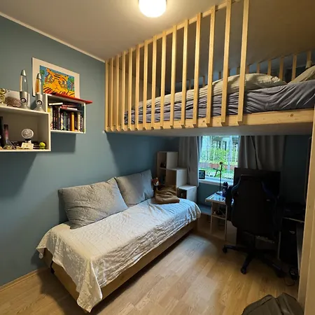 Modern 4 Bedroom Townhouse With Patio And Garden Сasa de vacaciones Trondheim