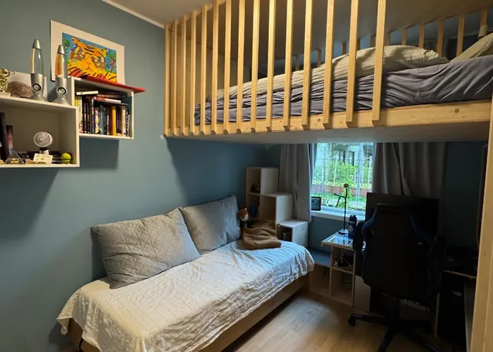 Modern 4 Bedroom Townhouse With Garden&indoor Car Park Vakantiehuis Trondheim